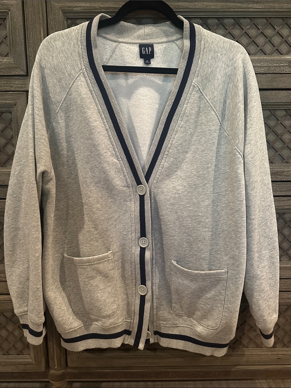 GAP Women’s Oversized Sweatshirt Cardigan